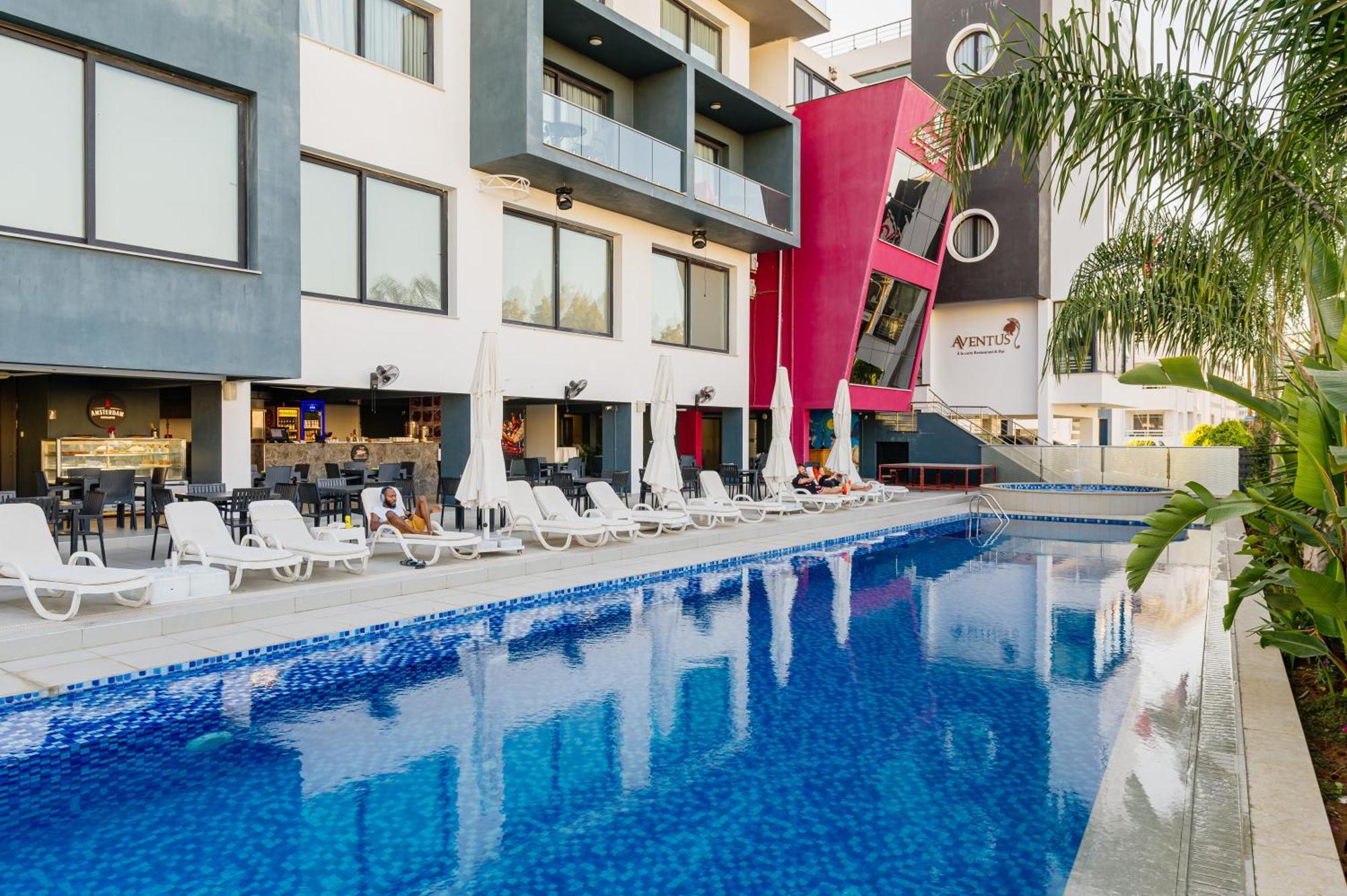 Royal Palace Hotel Nicosia Exterior foto